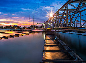 Water treatment plant at night | IWAMA - a project of Interreg Baltic Sea Region (photo: shutterstock)
