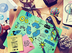 Creative brainstorming images on a desk | SmartUp Accelerator - a project of Interreg Baltic Sea Region (photo: Panthermedia/Rawpixel)