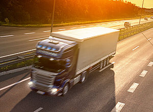 Truck drives by | TENTacle - a project of Interreg Baltic Sea Region (photo: Panthermedia/rasica)