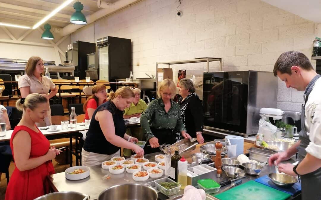 Training of Riga school cooks