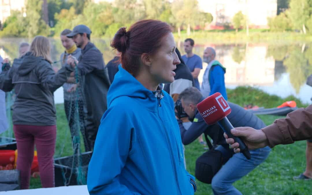 Locals and national media successfully engaged in planned ALUM demonstration