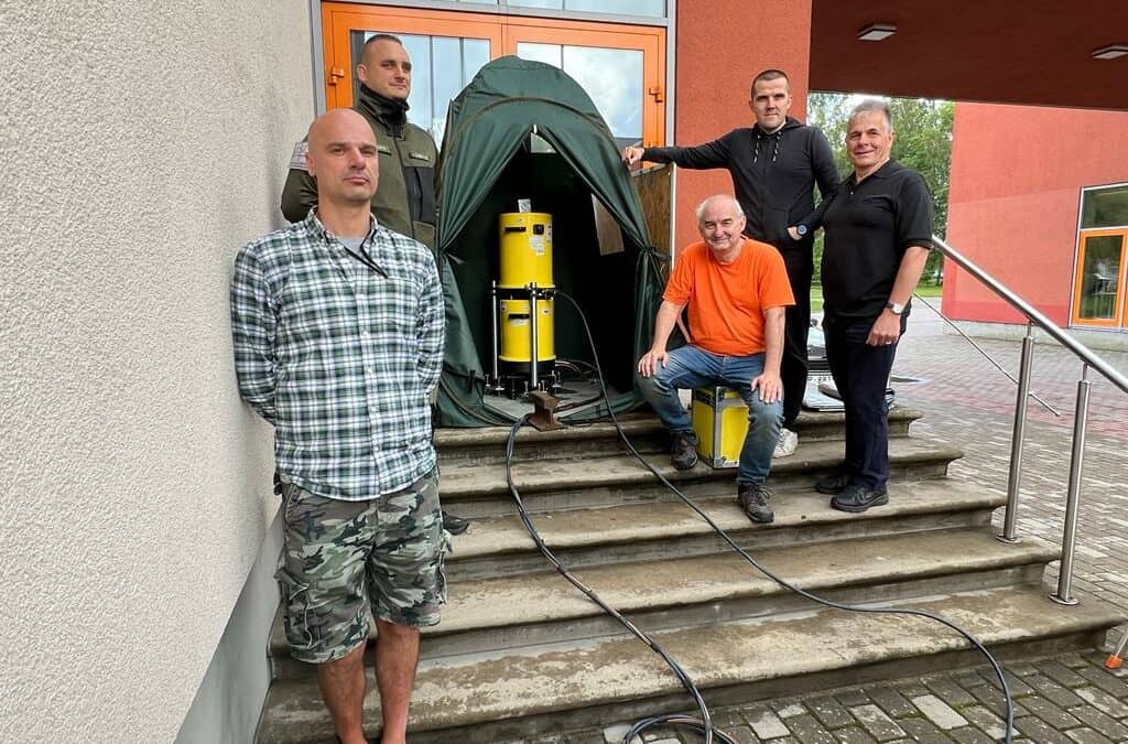 Absolute gravimetric measurements with the BalMarGrav project (Lithuania and Lativa)
