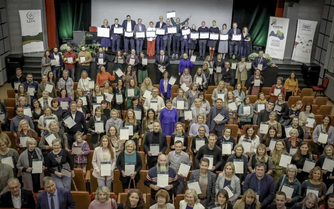 Over 200 participants in Bioregion Forum, Latvia signed a Memorandum of goodwill to build together a sustainable bioregion in Gauja National Park