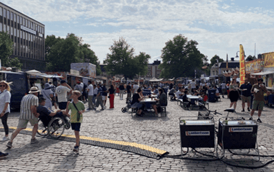 Reducing single-use plastic littering at Västeras City Festival 2023 in Sweden