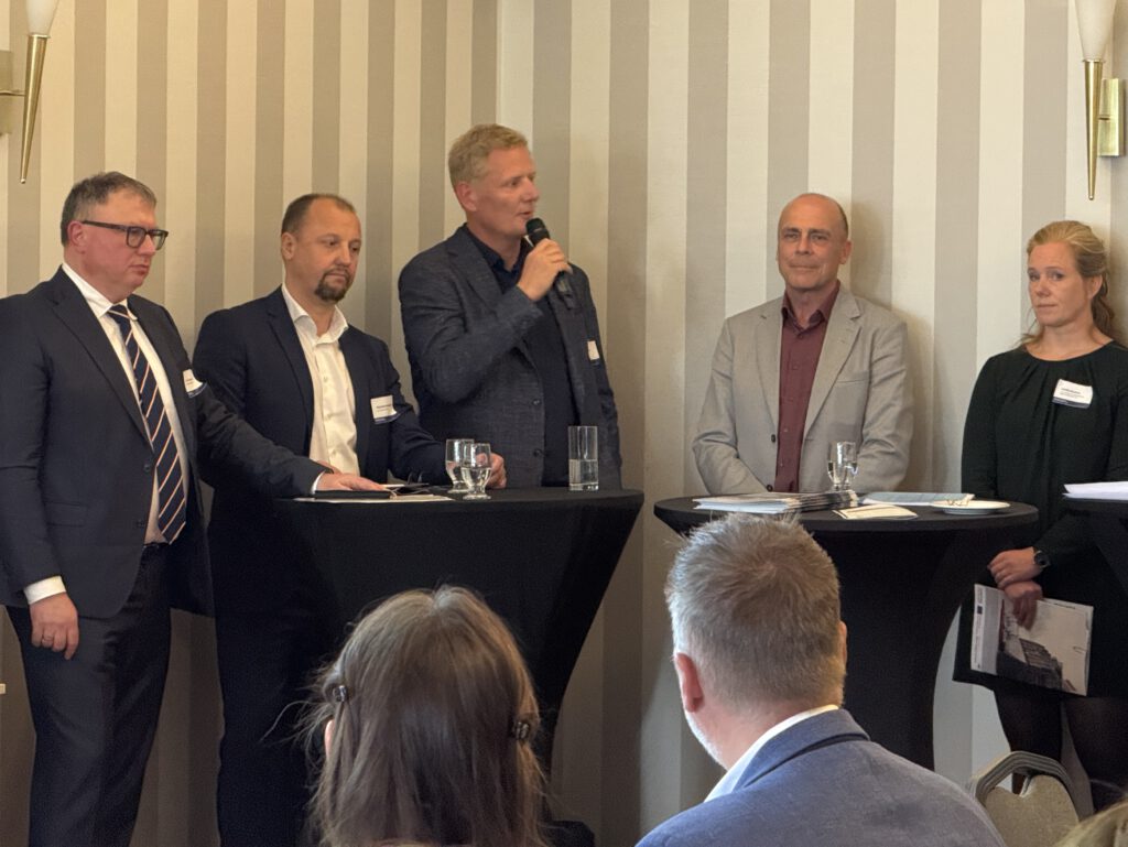 H2Deri@BSP Panel BANOS 2025