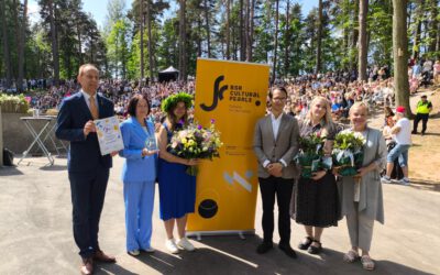 Community spirit shines: Jāņukalns open-air stage reopens with Cultural Pearls awarding ceremony in Smiltene