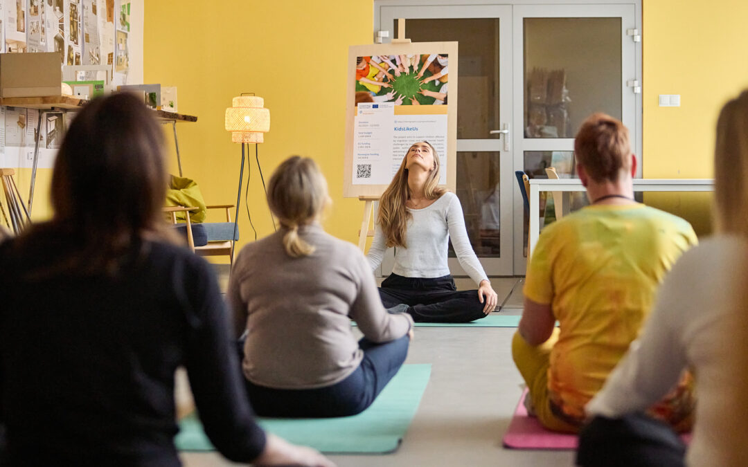 KidsLikeUs Webinar on trauma-informed yoga for children