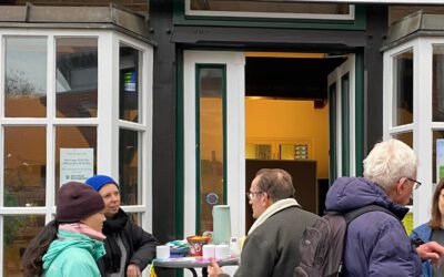 Plastic-Free Gift Wrapping & Creative Community Time – Open Crafting Afternoon at the Bergedorf District Office Brings People Together