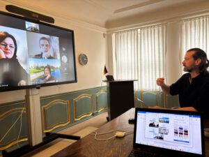 SAEW Danish Soapery meets with specialists from SEAMK, who contribute to the company’s further development.