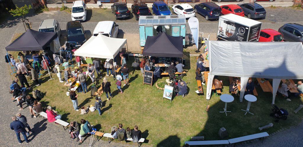 Reparatur und Upcycling Festival (Repair & Upcycling Festival) -1