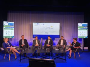 Panel discussion and panelists on Europe Forum 2026.